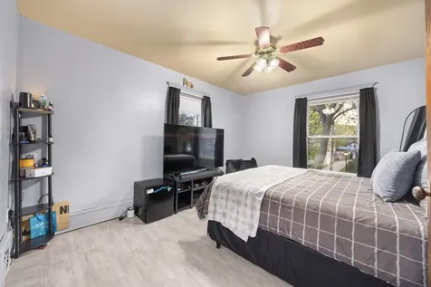 427 Grand Avenue Aurora IL 60506