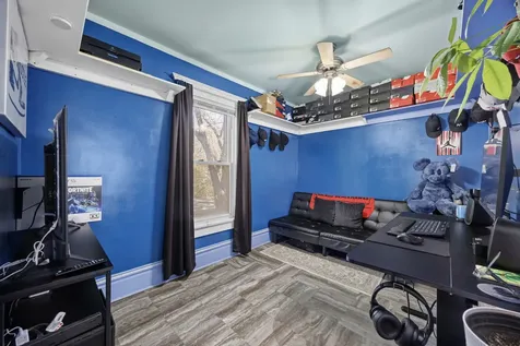 427 Grand Avenue Aurora IL 60506