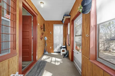 427 Grand Avenue Aurora IL 60506