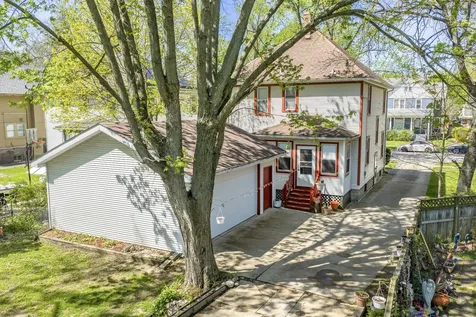 427 Grand Avenue Aurora IL 60506