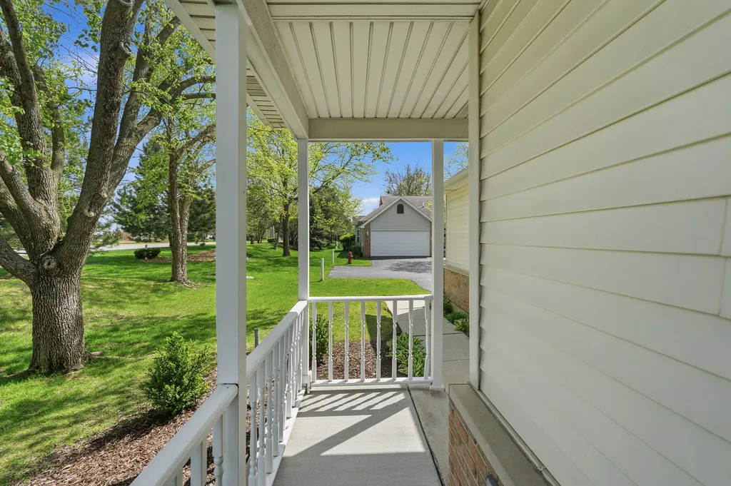 16719 South Sunset Ridge Court Lockport IL 60441