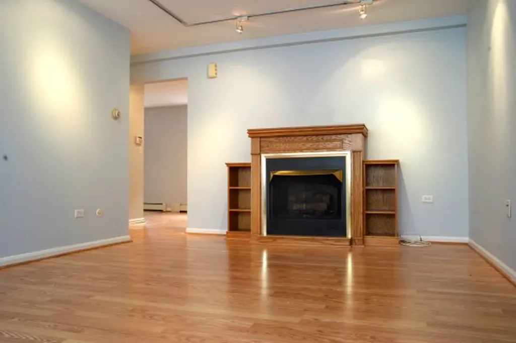 1531 West Sherwin Avenue Chicago IL 60626