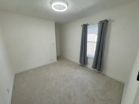 8445 South May Street Chicago IL 60620