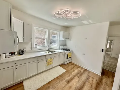 8445 South May Street Chicago IL 60620