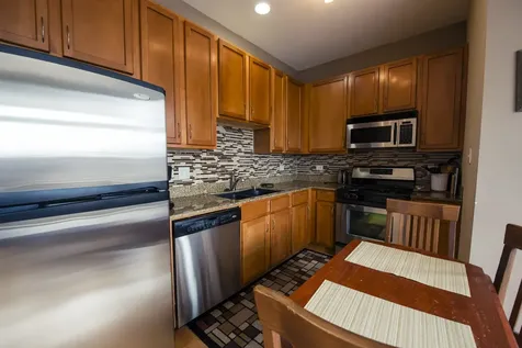 2933 North Clybourn Avenue Chicago IL 60618