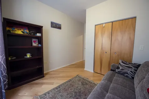 2933 North Clybourn Avenue Chicago IL 60618