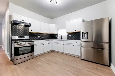 7917 South Ellis Avenue Chicago IL 60619