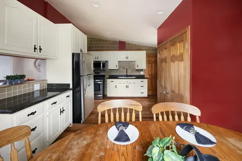 414 East Liberty Street Wauconda IL 60084