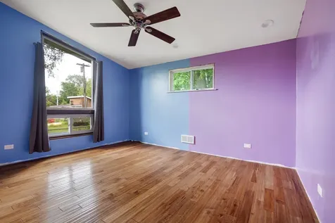 414 East Liberty Street Wauconda IL 60084
