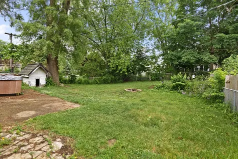 414 East Liberty Street Wauconda IL 60084