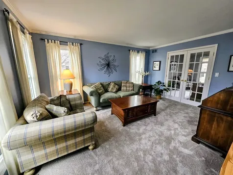 1811 Waverly Lane Algonquin IL 60102