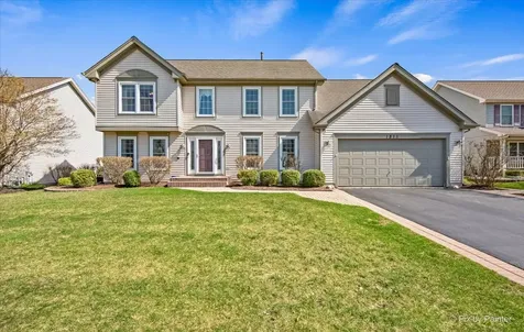 1811 Waverly Lane Algonquin IL 60102