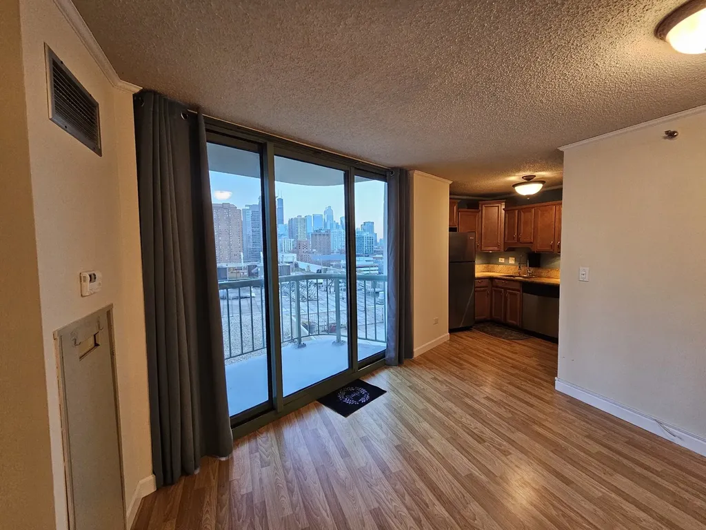 111 West Maple Street Chicago IL 60610