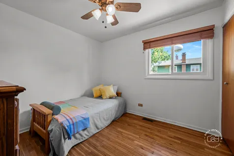 2S545 Lloyd Avenue Lombard IL 60148