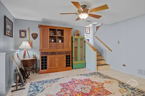 2S545 Lloyd Avenue Lombard IL 60148