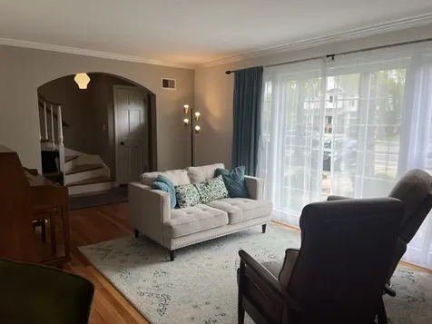 4716 Wolf Road Western Springs IL 60558