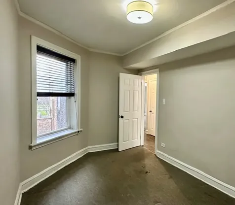 8204 South Exchange Avenue Chicago IL 60617