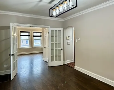 8204 South Exchange Avenue Chicago IL 60617