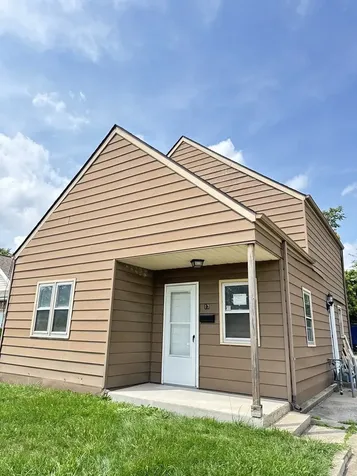 17 West 30th Place Steger IL 60475