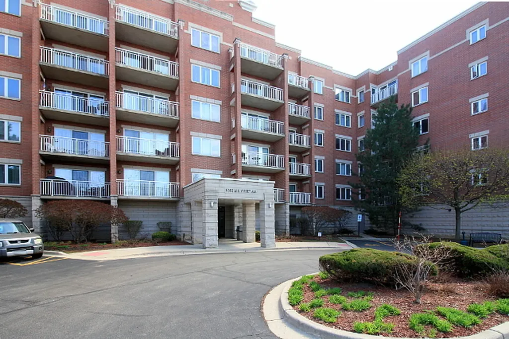 6560 West Diversey Avenue Chicago IL 60707