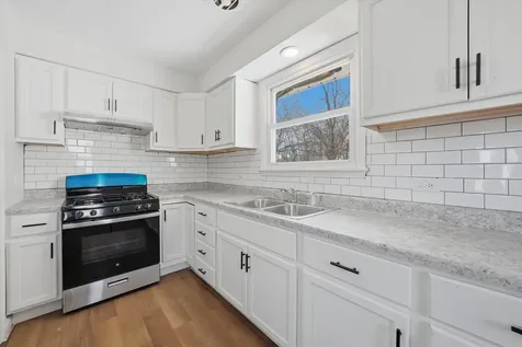 16608 Sawyer Avenue Markham IL 60428