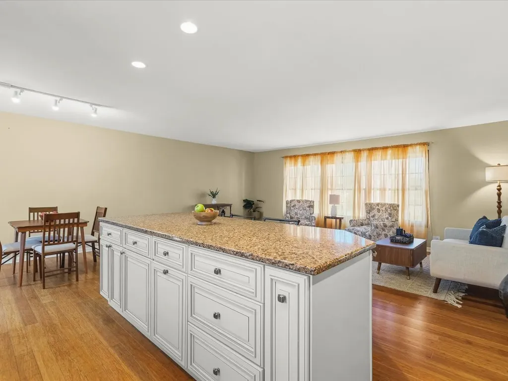 545 Andrew Lane Lake Zurich IL 60047