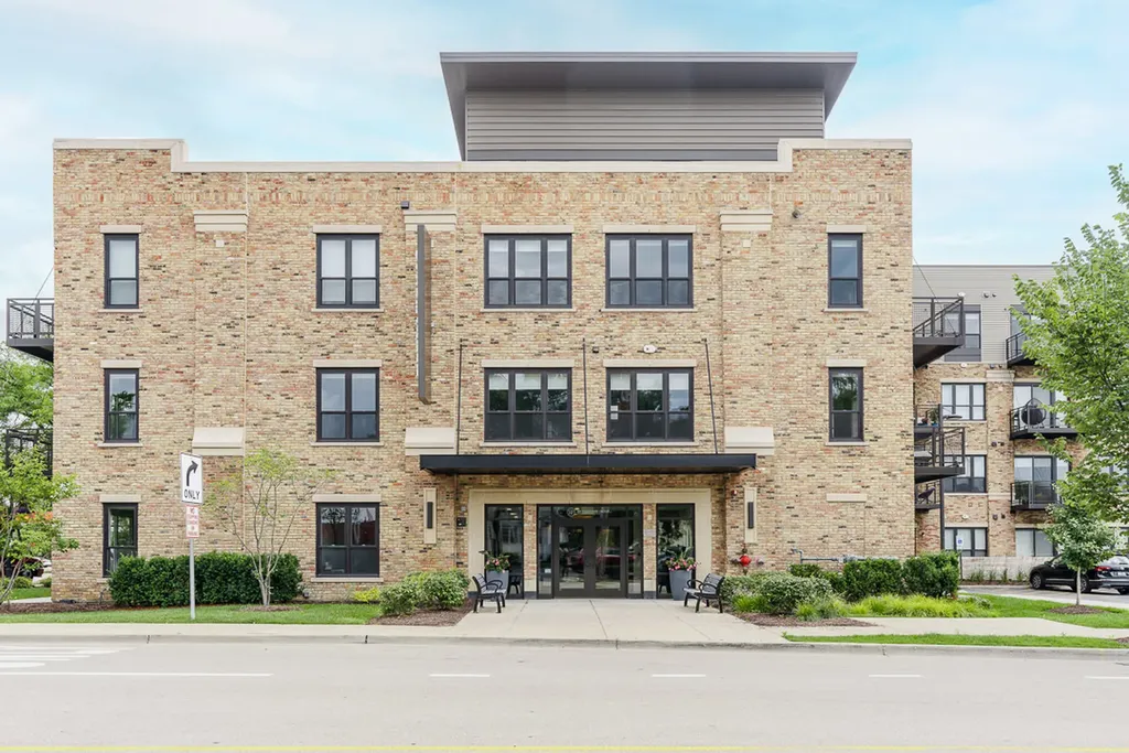 101 West Liberty Street Barrington IL 60010
