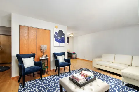 914 North Austin Boulevard Oak Park IL 60302