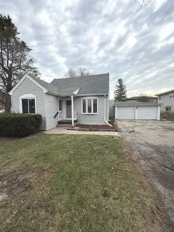 2209 Douglas Avenue Des Plaines IL 60018