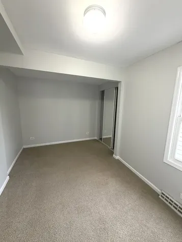2209 Douglas Avenue Des Plaines IL 60018
