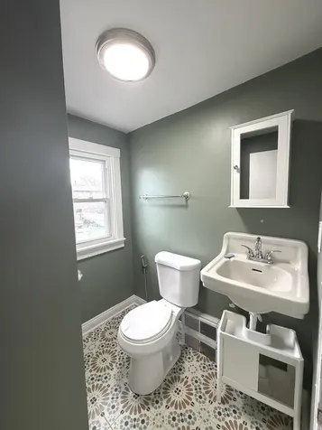 2209 Douglas Avenue Des Plaines IL 60018