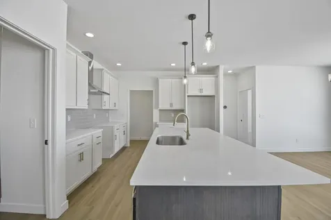 1412 Tinley Lane Mahomet IL 61853