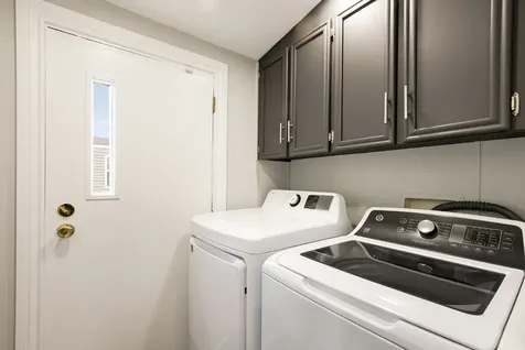 3515 Barb Avenue Park City IL 60085