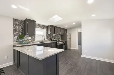 3515 Barb Avenue Park City IL 60085