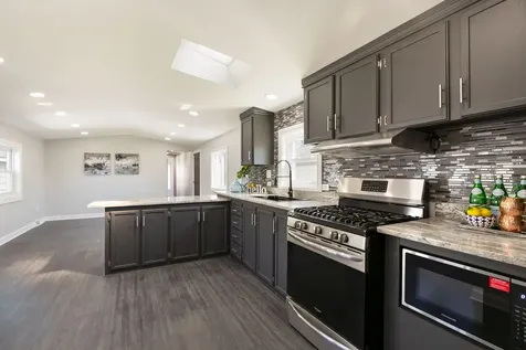 3515 Barb Avenue Park City IL 60085