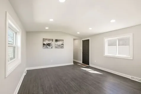 3515 Barb Avenue Park City IL 60085