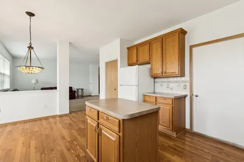 647 South Cadillac Circle Romeoville IL 60446