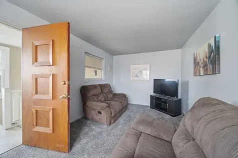 12815 Clinton Street Blue Island IL 60406