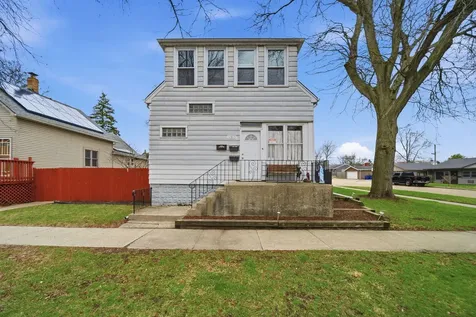 12815 Clinton Street Blue Island IL 60406