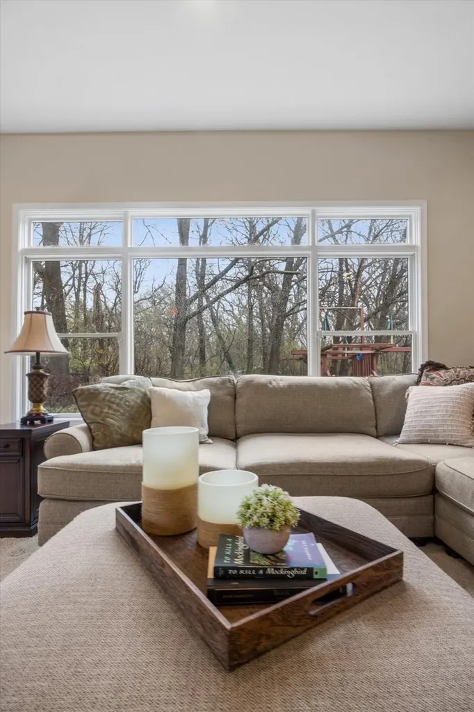 9025 Darien Woods Court Darien IL 60561