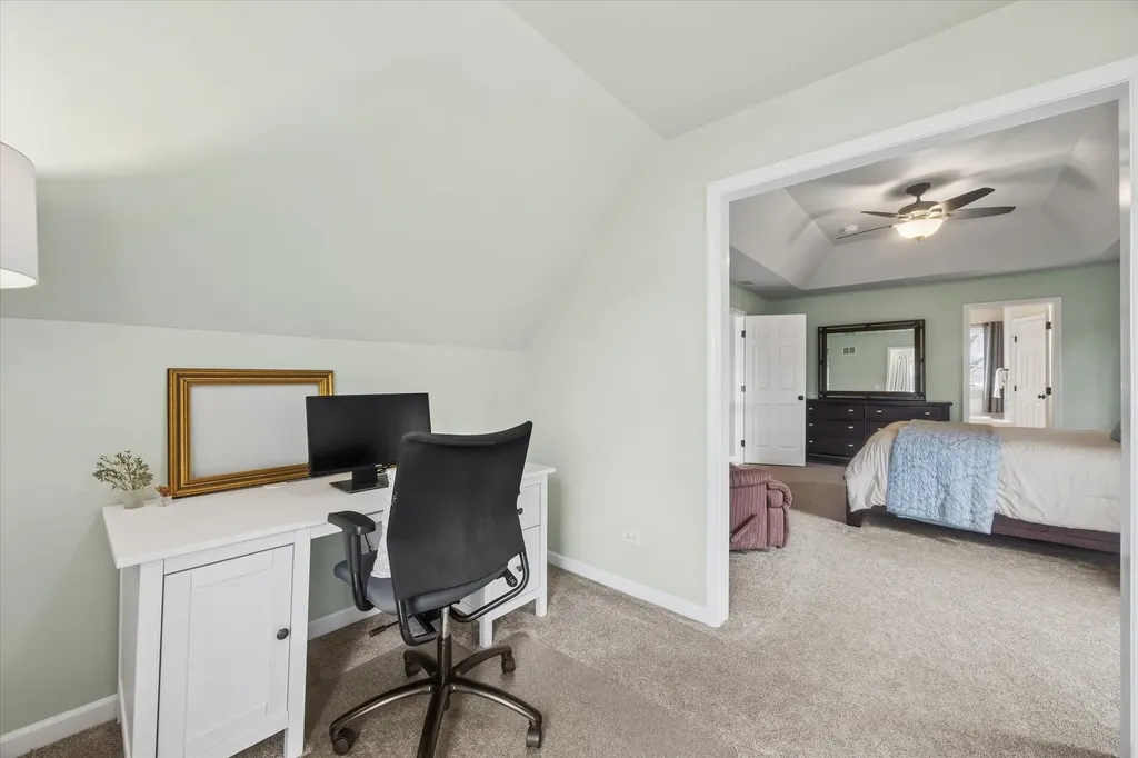 9025 Darien Woods Court Darien IL 60561
