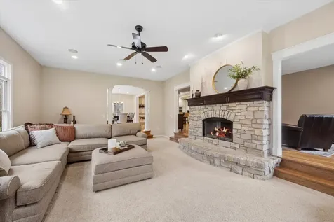 9025 Darien Woods Court Darien IL 60561