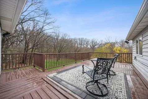 9025 Darien Woods Court Darien IL 60561