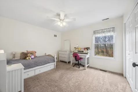 9025 Darien Woods Court Darien IL 60561