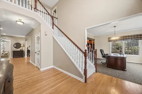 9025 Darien Woods Court Darien IL 60561