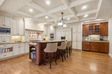 9025 Darien Woods Court Darien IL 60561