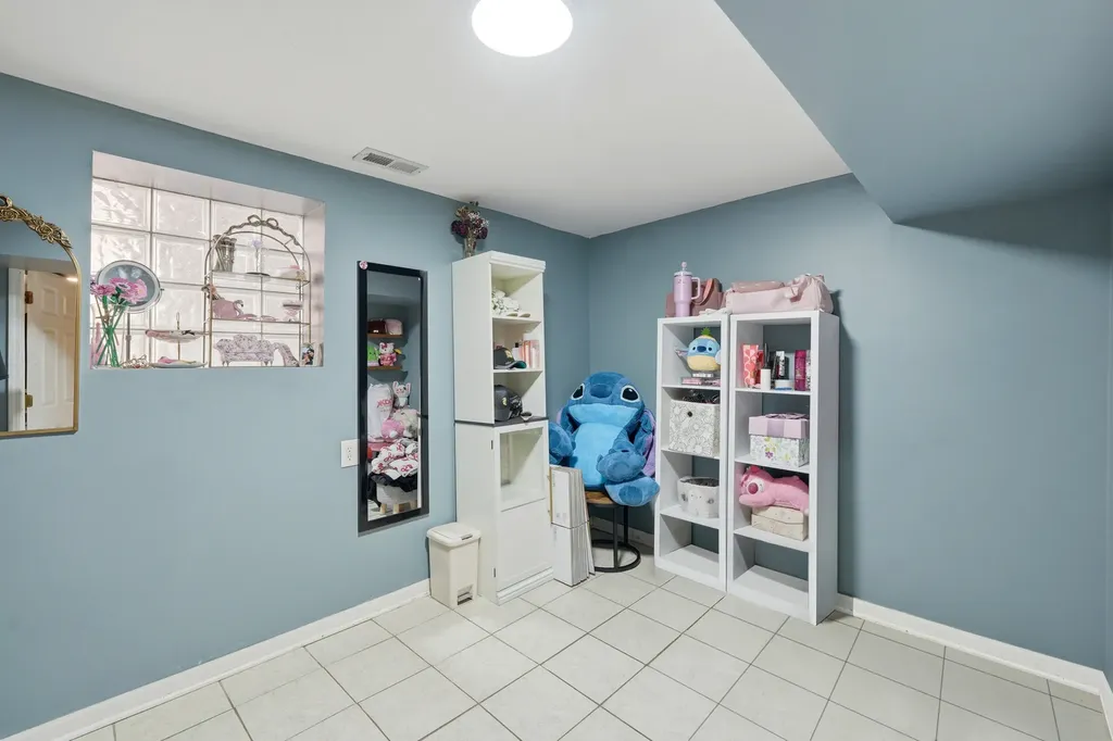 6223 South Washtenaw Avenue Chicago IL 60629