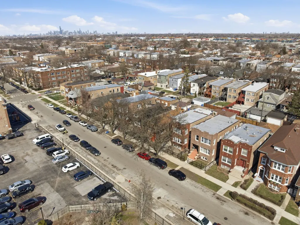 6223 South Washtenaw Avenue Chicago IL 60629