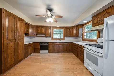 2N580 Beith Road Elburn IL 60119