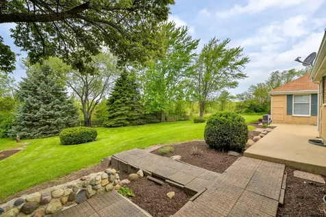 2N580 Beith Road Elburn IL 60119